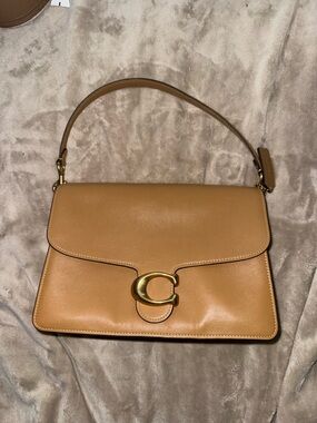 Coach Runway Tabby Shoulder Bag 30 In Honey and Brown